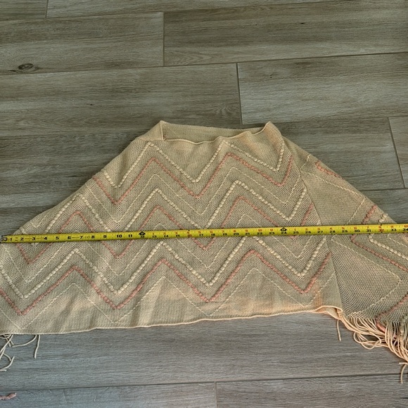 Karma Cream & Peach Textured Knit Poncho Pullover With Fringe - Picture 8 of 9